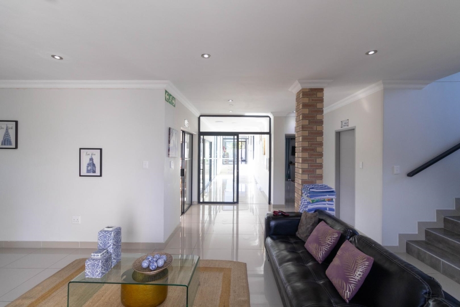 7 Bedroom Property for Sale in Sandbaai Western Cape